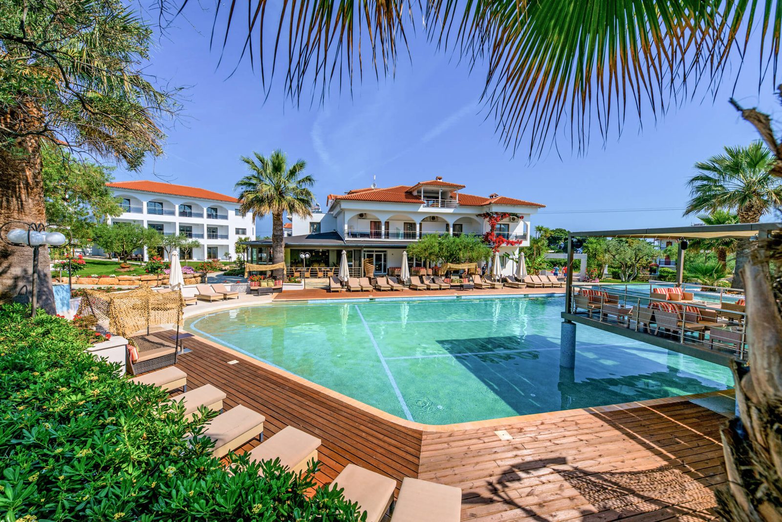 Private transfer from Thessaloniki Airport to Flegra Palace Hotel & Spa